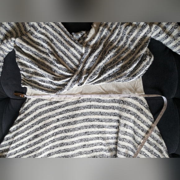 💙 FREE PEOPLE 💙 Striped V-neck Dress - Picture 4 of 4